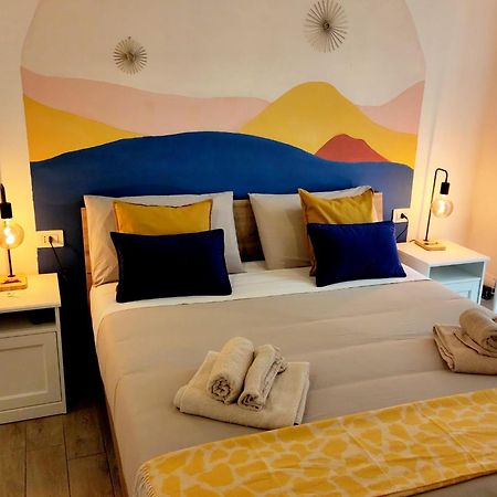 Staicca Rooms Наполи Екстериор снимка