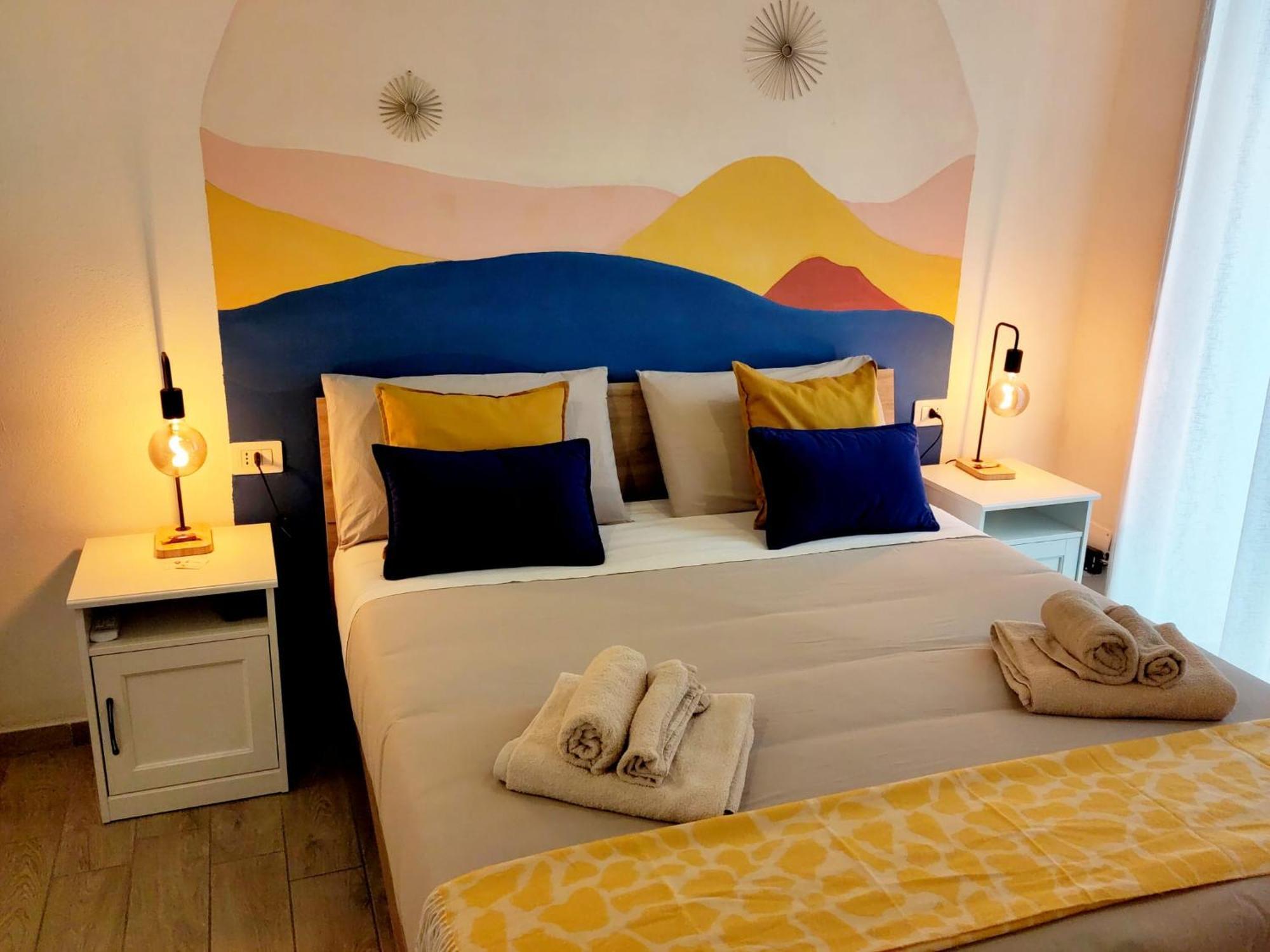 Staicca Rooms Наполи Екстериор снимка